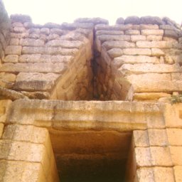 Entrance to the Treasury of Atreus at Mycenae &copy; J.B. Hare 2002